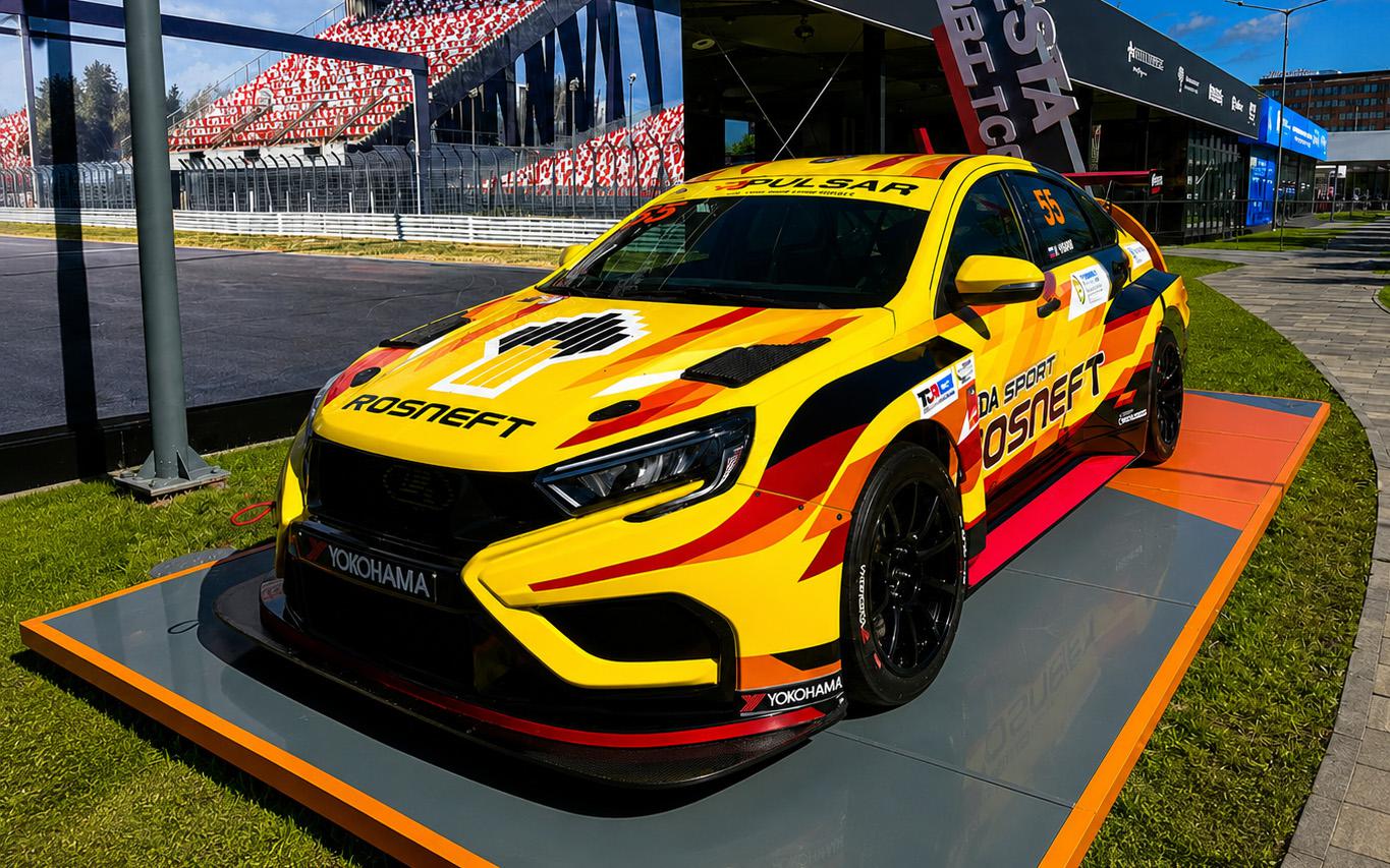 Lada Vesta TCR