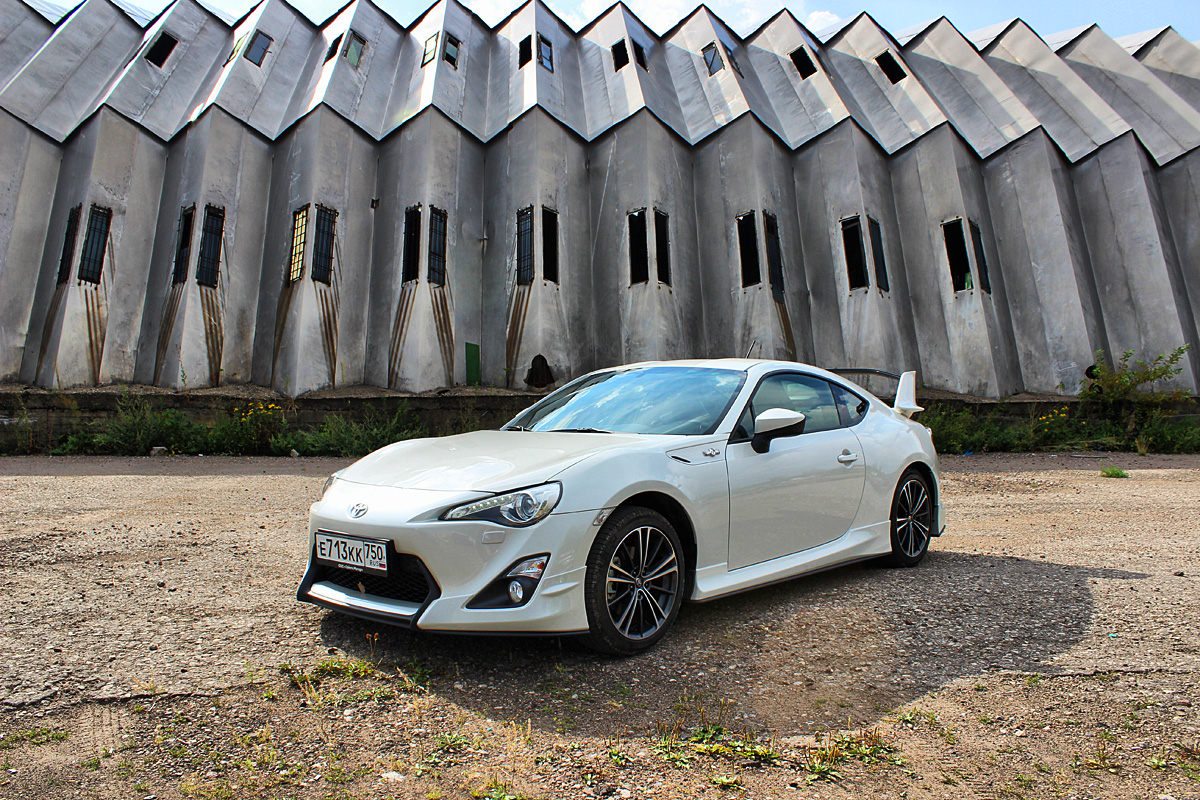 Особое настроение. Тест-драйв Toyota GT86 :: Autonews