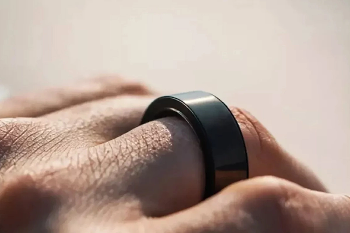 <p>Смарт-кольцо Samsung Galaxy Ring</p>