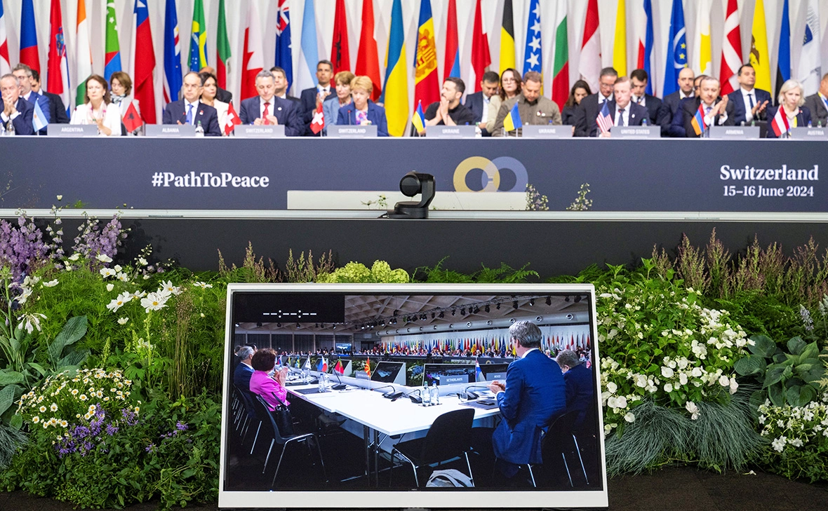 Urs Flueeler / Reuters