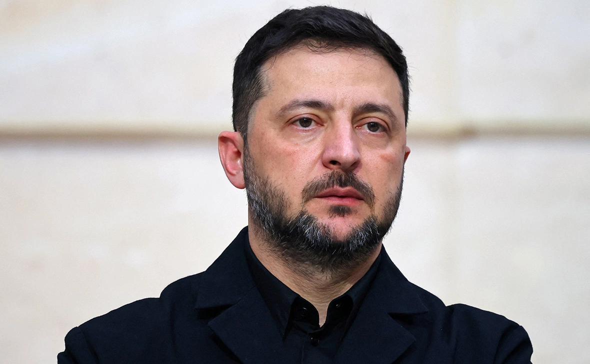 Sarah Meyssonnier / Reuters