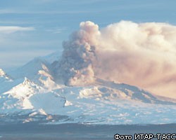 Вулкан Кизимен на Камчатке стал опасен для авиации
