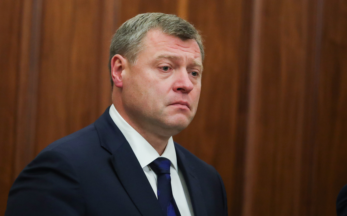 Астраханский губернатор отказался от мандата депутата областной думы
