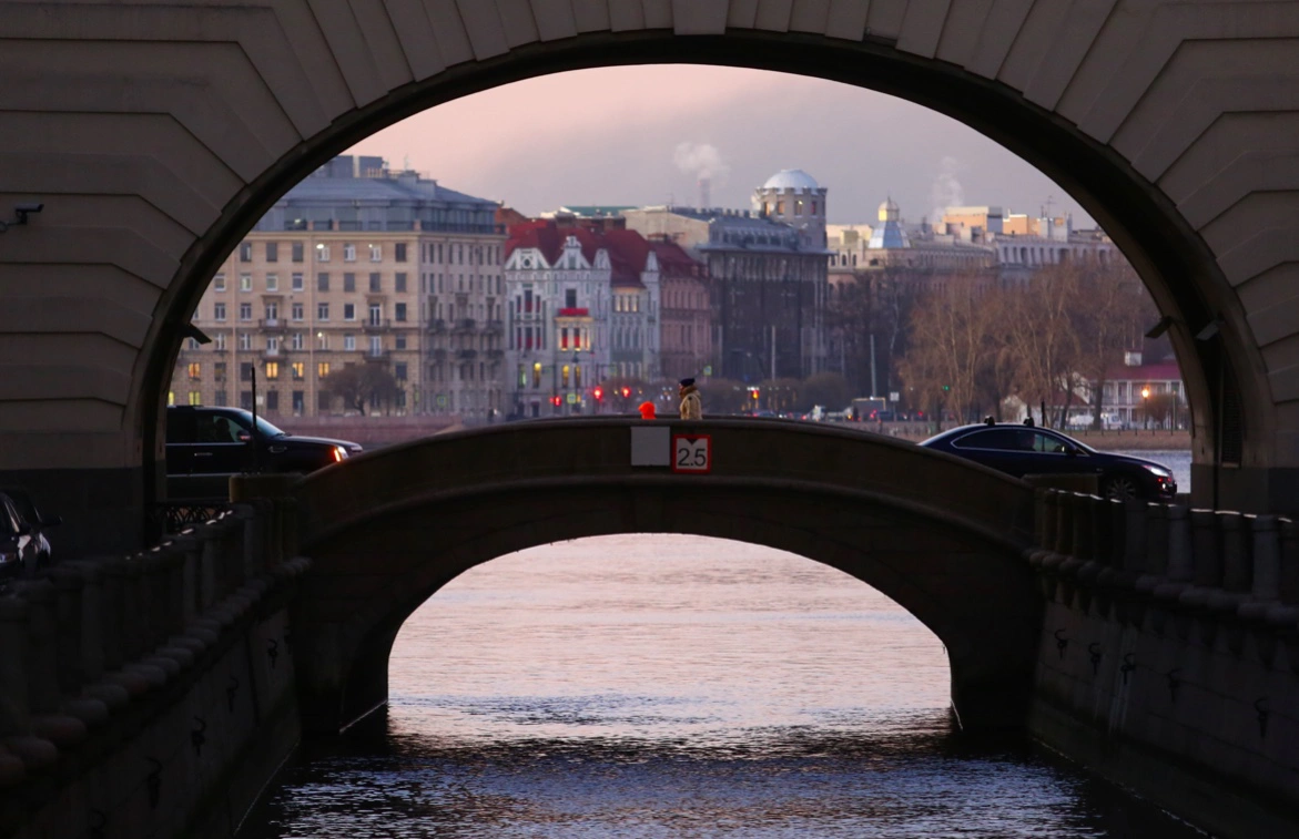 Вид на Эрмитажный мост