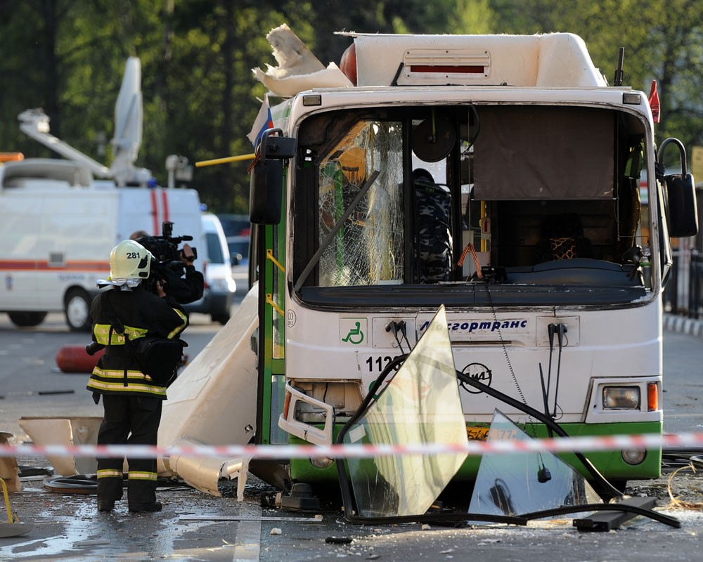 Взрыв автобуса в тольятти. Взрыв газового баллона в автобусе Москва. Взрыв автобуса на речном. Фестивальный автобус.