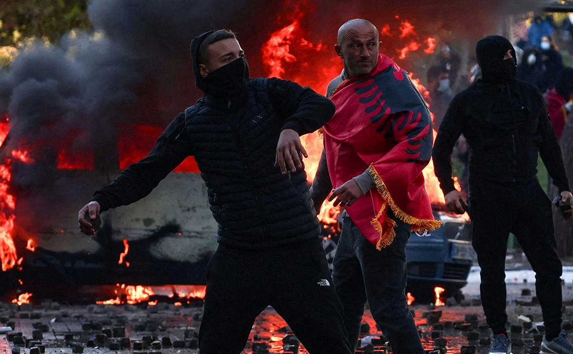 Florion Goga / Reuters