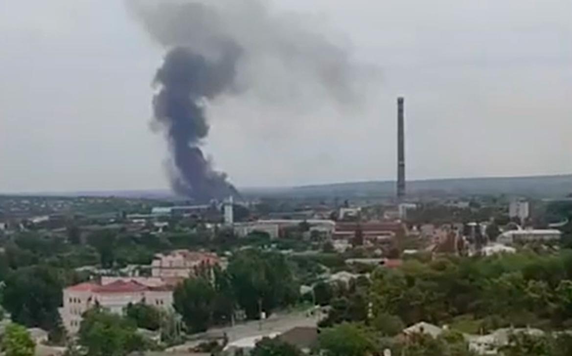 Как выглядят последствия ударов ракетами по Луганску. Видео