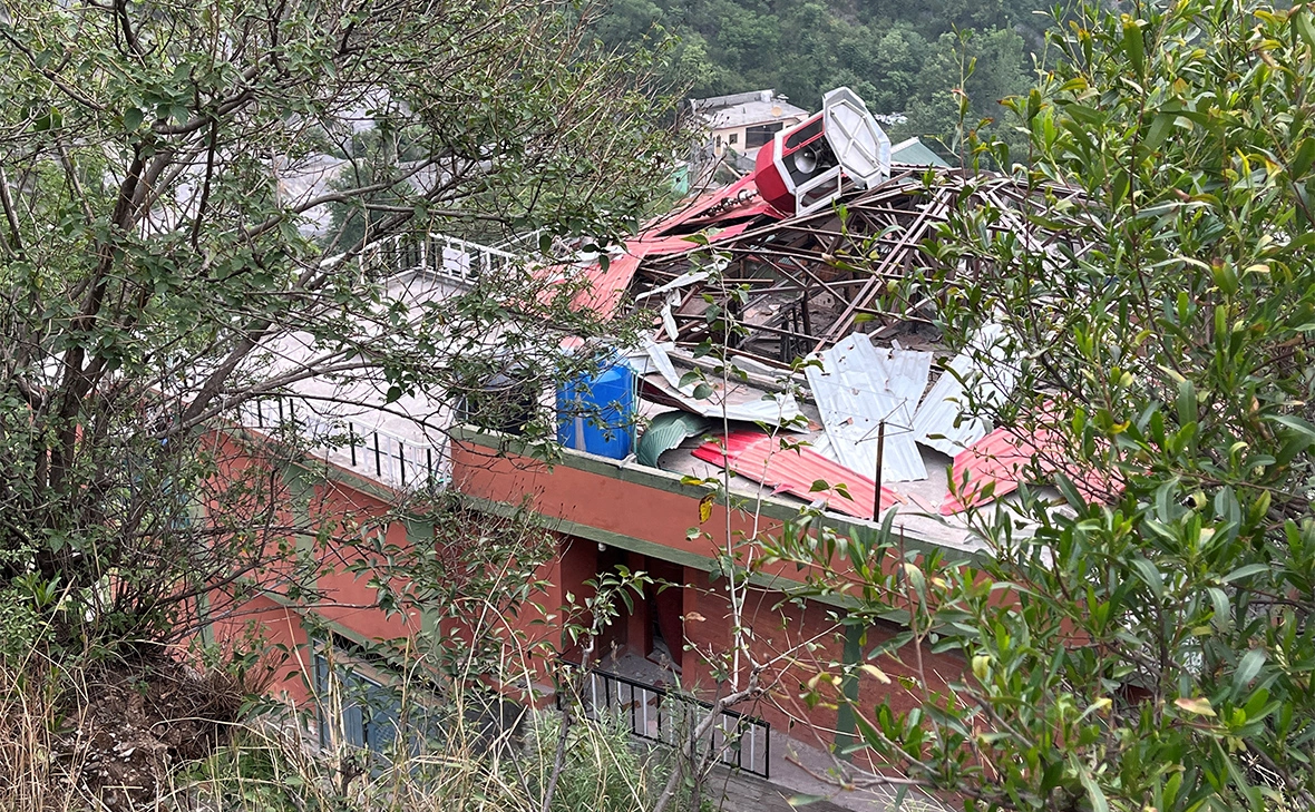 Akhtar Somroo / Reuters