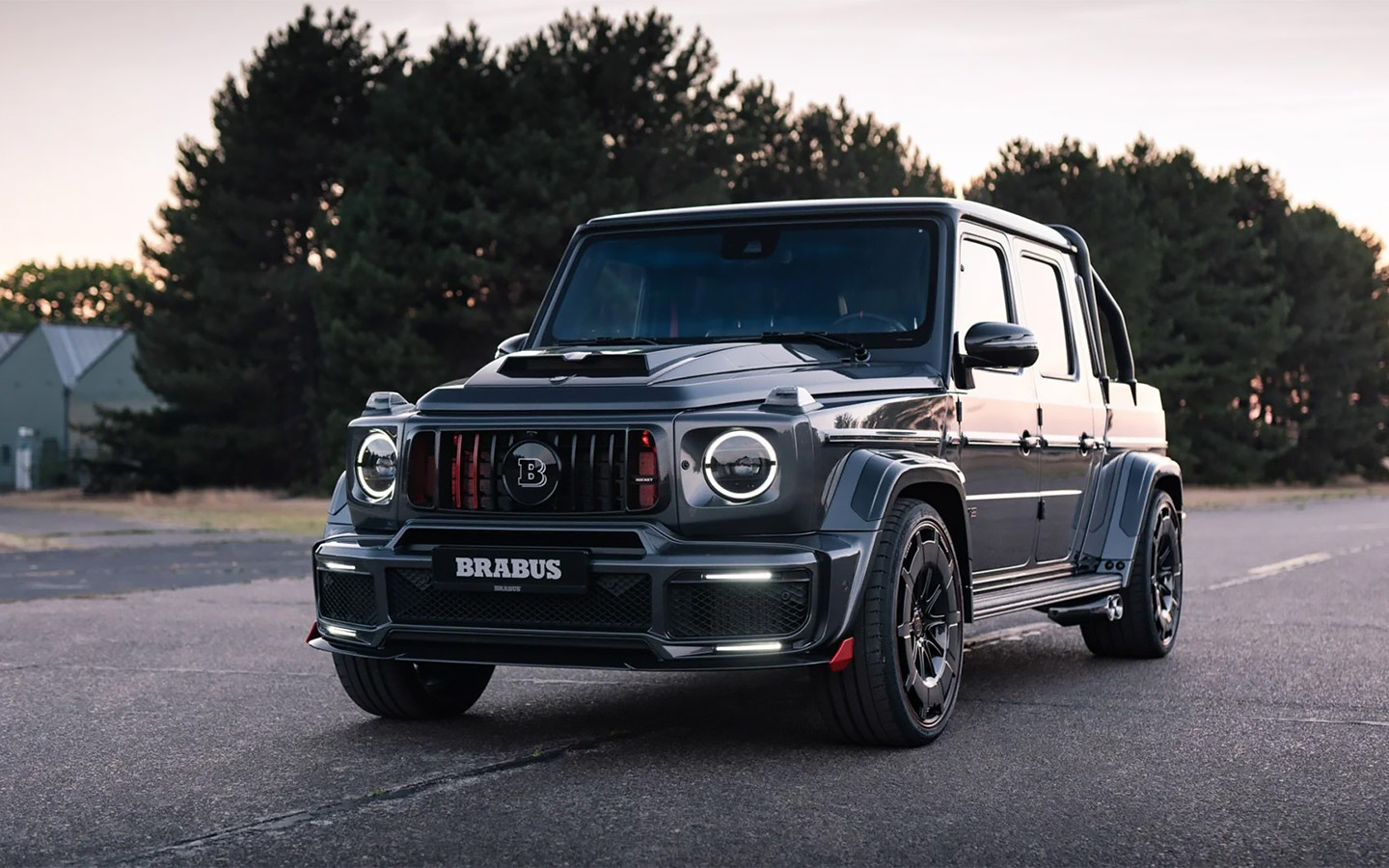 Mercedes-Benz G 63 AMG BRABUS PICKUP P900 Rocket Edition