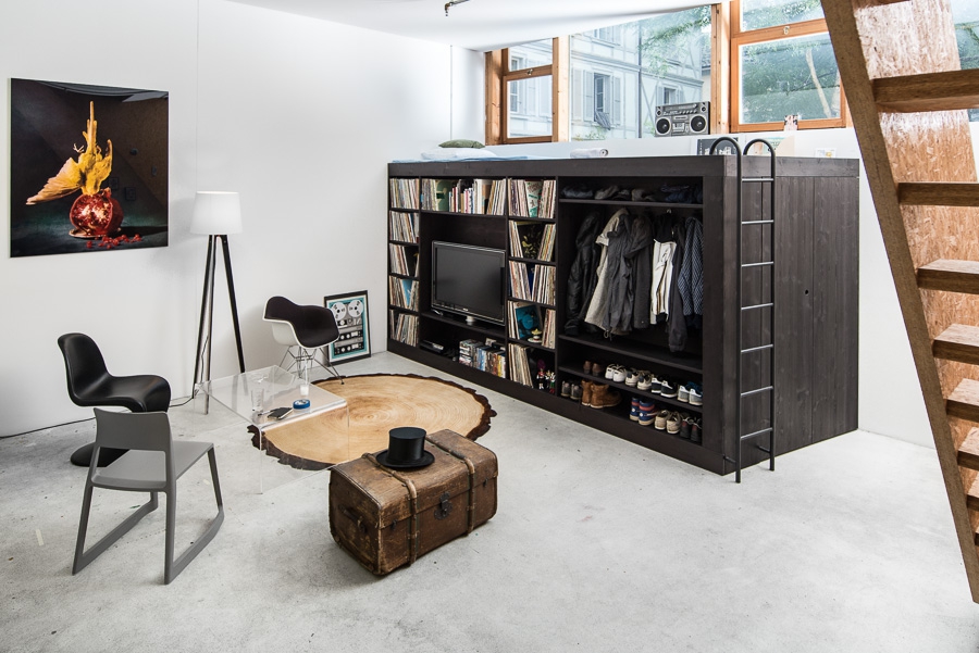 Дизайнер создал универсальную мебель для маленьких квартир