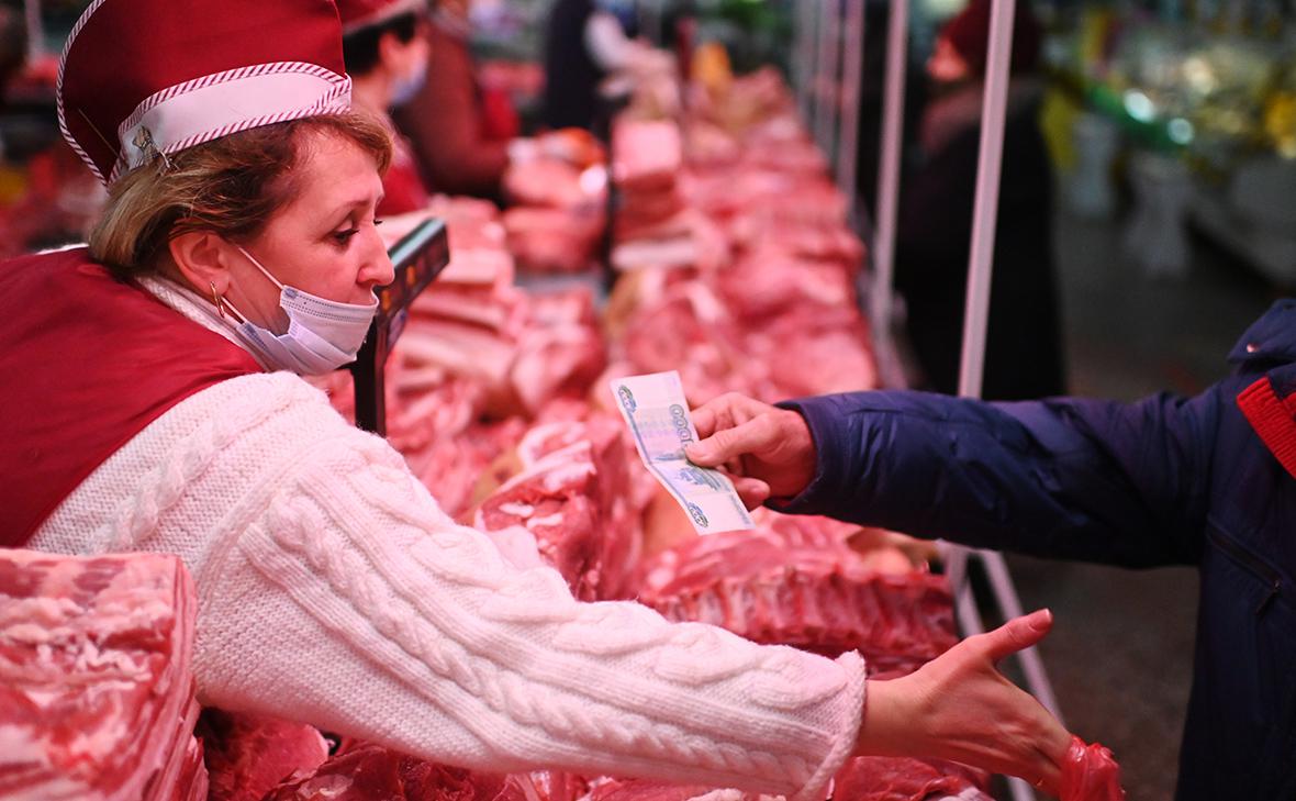 Россияне съели в 2022 году рекордное количество мяса