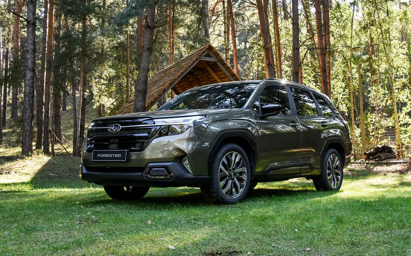 Новый Subaru Forester появился у дилеров в России. Мы узнали цену
