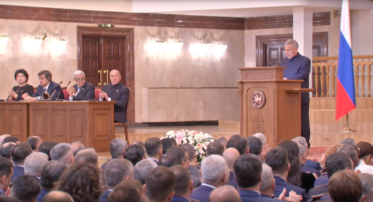 Фото: скриншот трансляции послания раиса Татарстана Госсовету республики