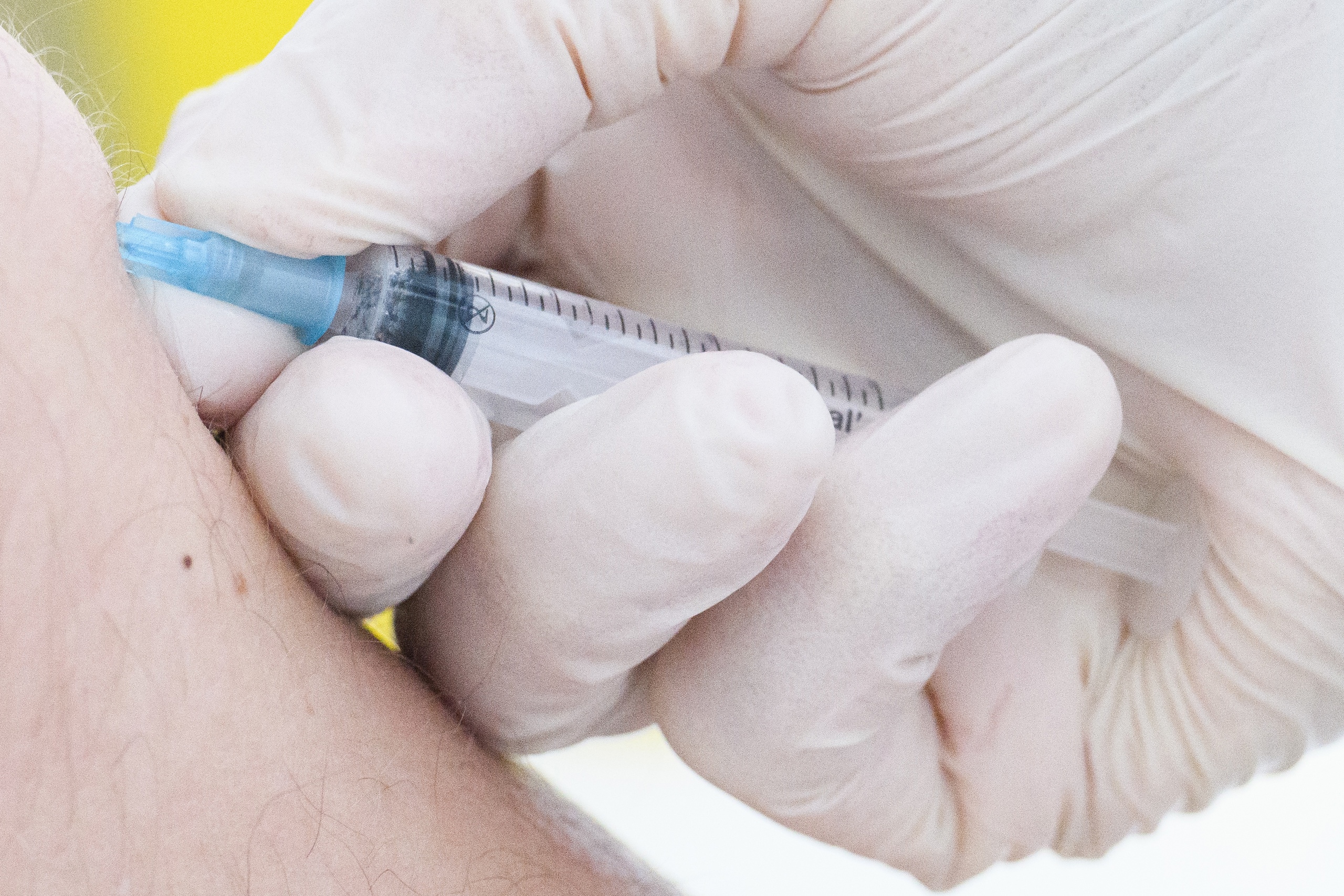 Медики будут ставить прививки от инфекционных заболеваний