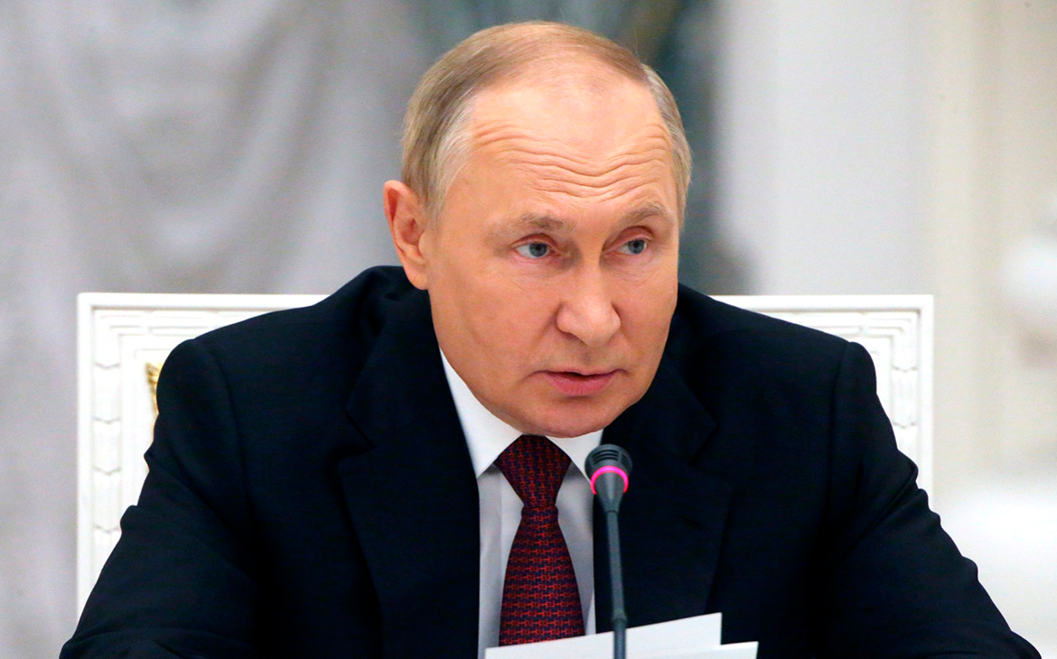 Путин назвал смертельной опасностью ослабление суверенитета России