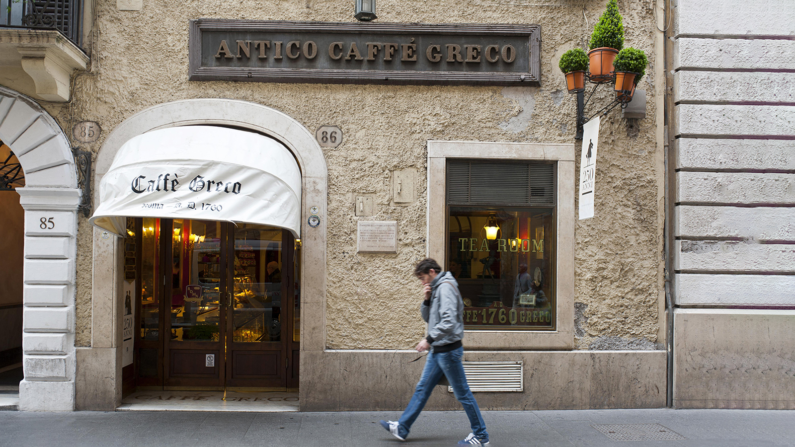 Литературное кафе Antico Caffè Greco
