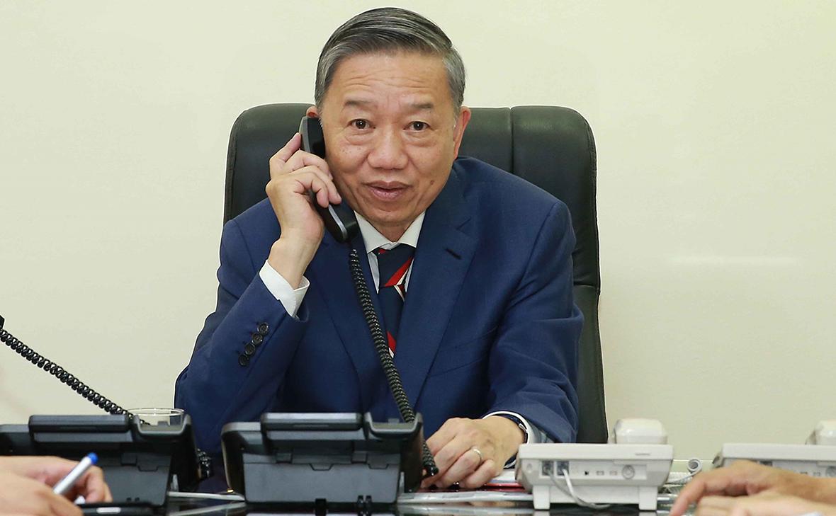 Во Вьетнаме выдвинули в президенты министра общественной безопасности
