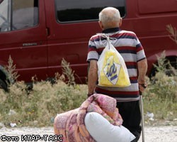 На границе с Узбекистаном скопились 100 тыс. беженцев из Киргизии