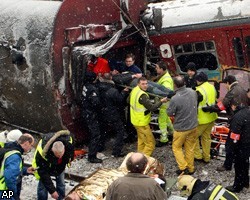 В Германии столкнулись 2 поезда: десятки погибших и раненых