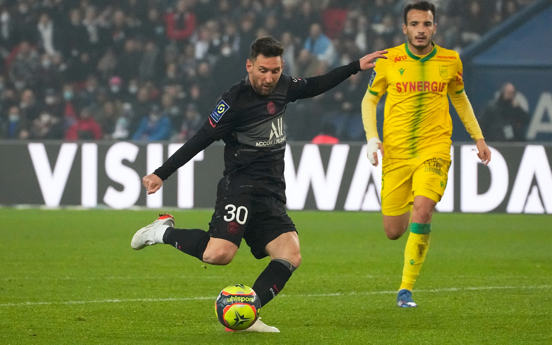 Месси забил первый гол за ПСЖ в чемпионате Франции