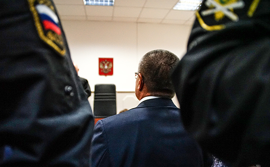 Бывший министр экономического развития Алексей Улюкаев в Басманном суде


