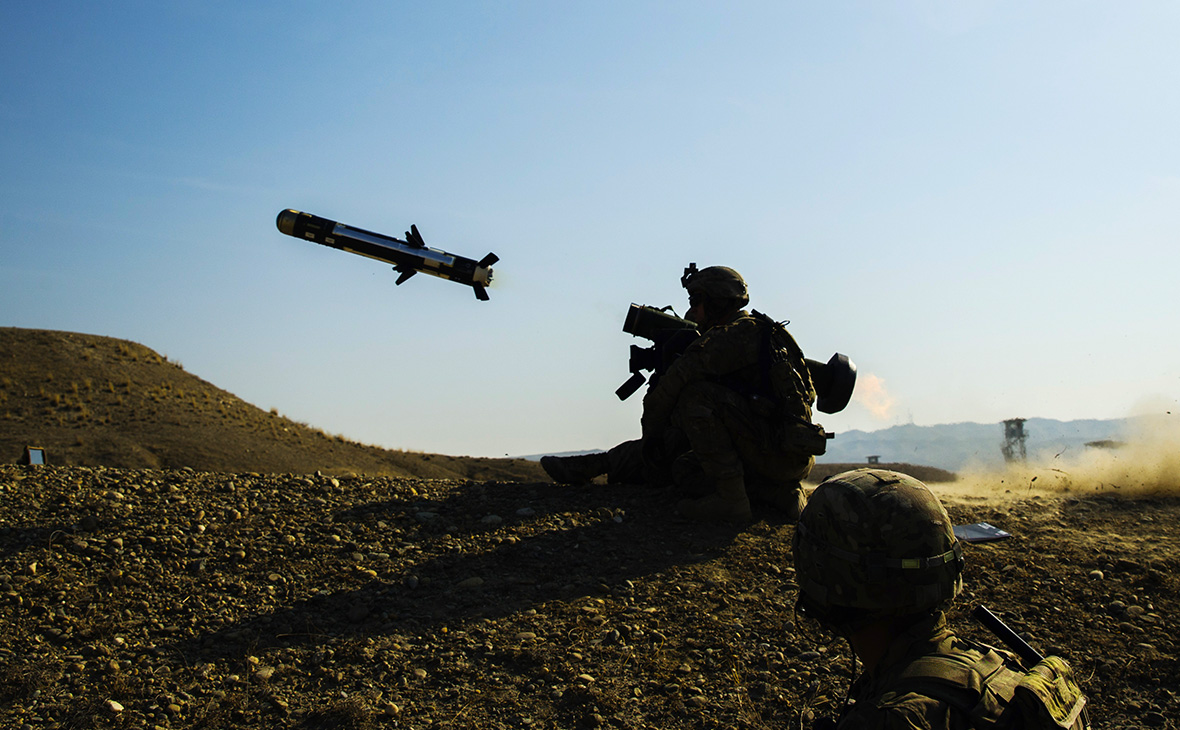 Военный США тестирует&nbsp;противотанковый комплекс Javelin


