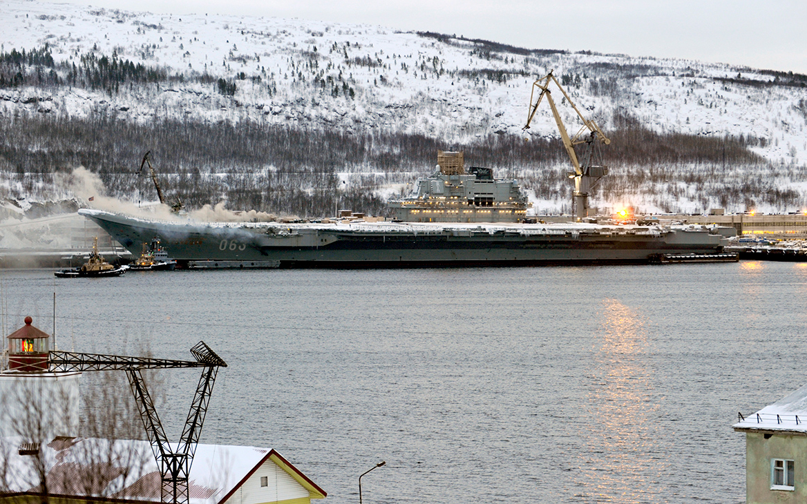 Глава ОСК оценил ущерб от пожара на «Адмирале Кузнецове» в ₽500 млн
