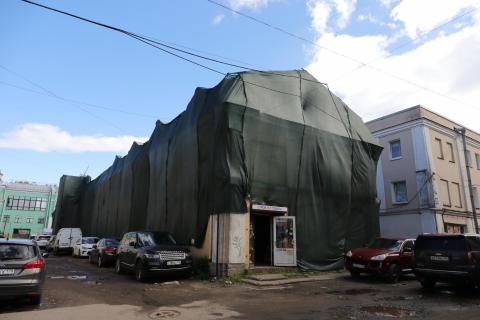 Корпус № 52 на Садовой улице, д. 28-30 в Апраксином дворе