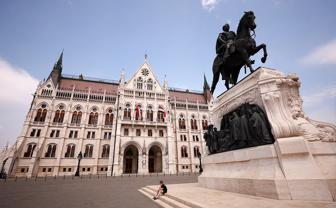 Naomi Baker / Getty Images