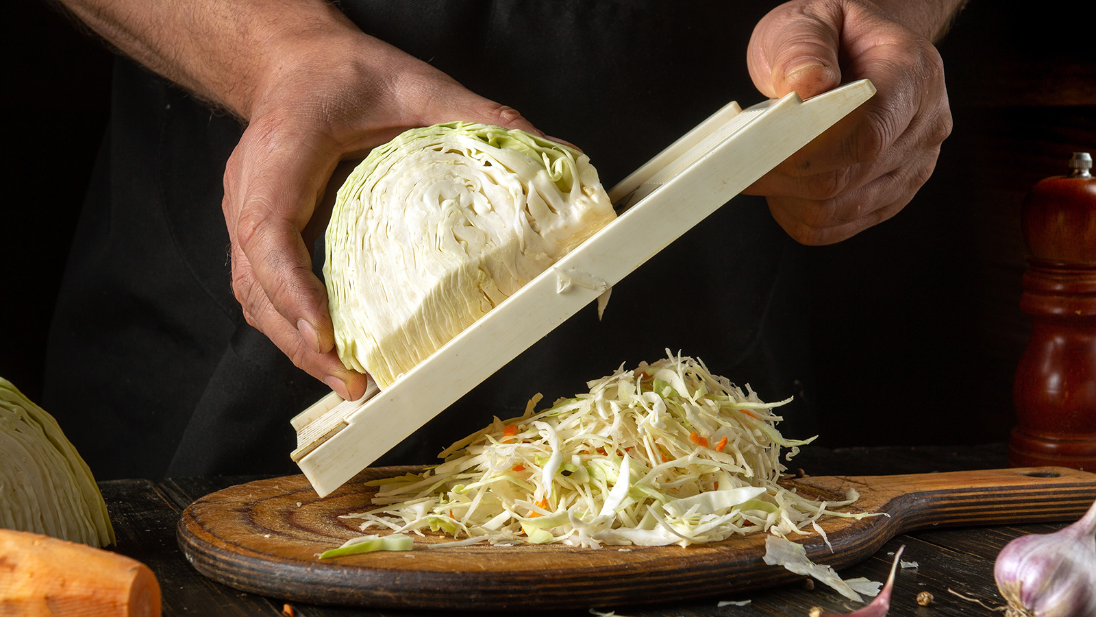 Как и чем шинковать капусту