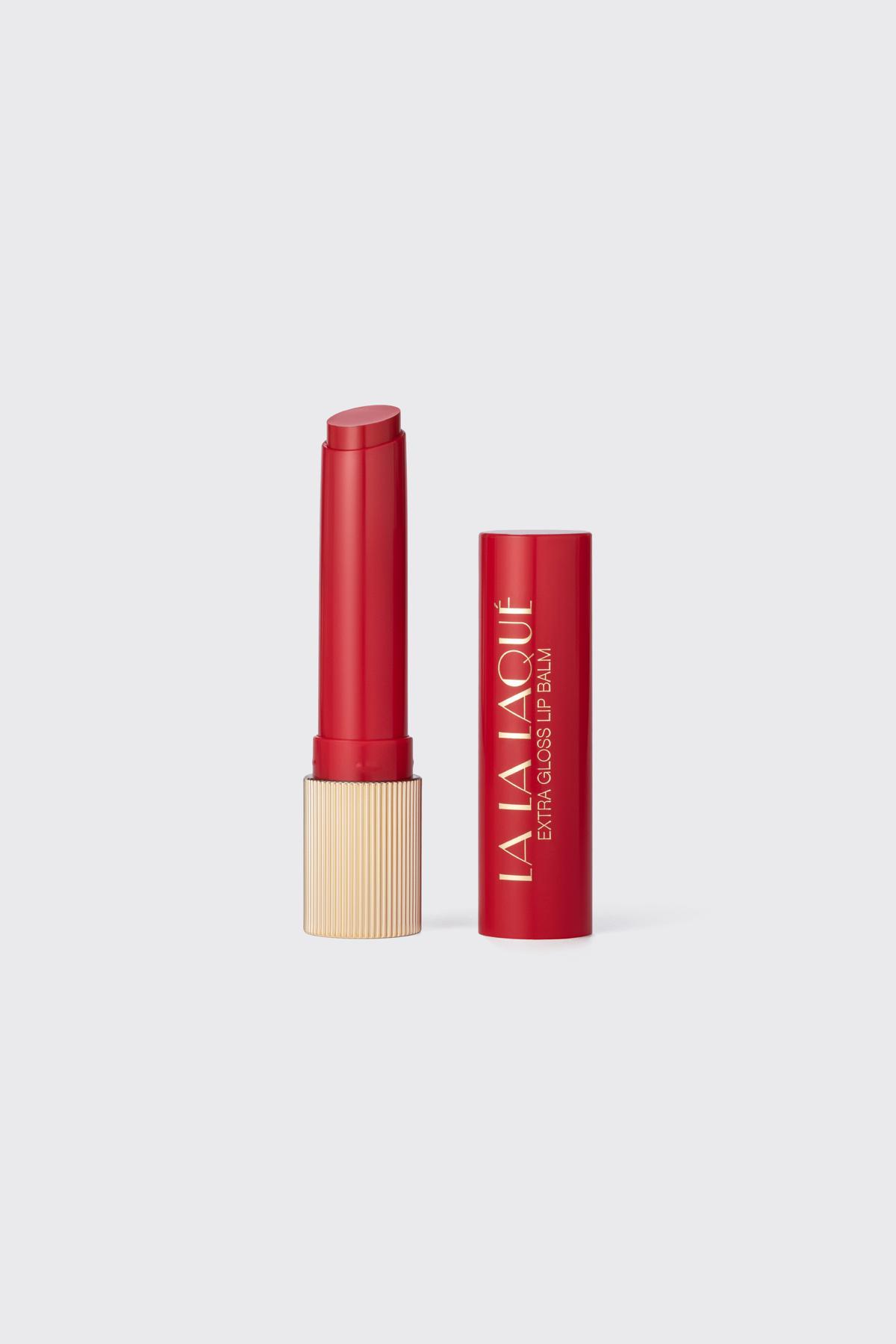 Помада-бальзам для губ La la laque, 08 Красный, Vivienne Sab&oacute;, 531 руб. (&laquo;Золотое яблоко&raquo;)