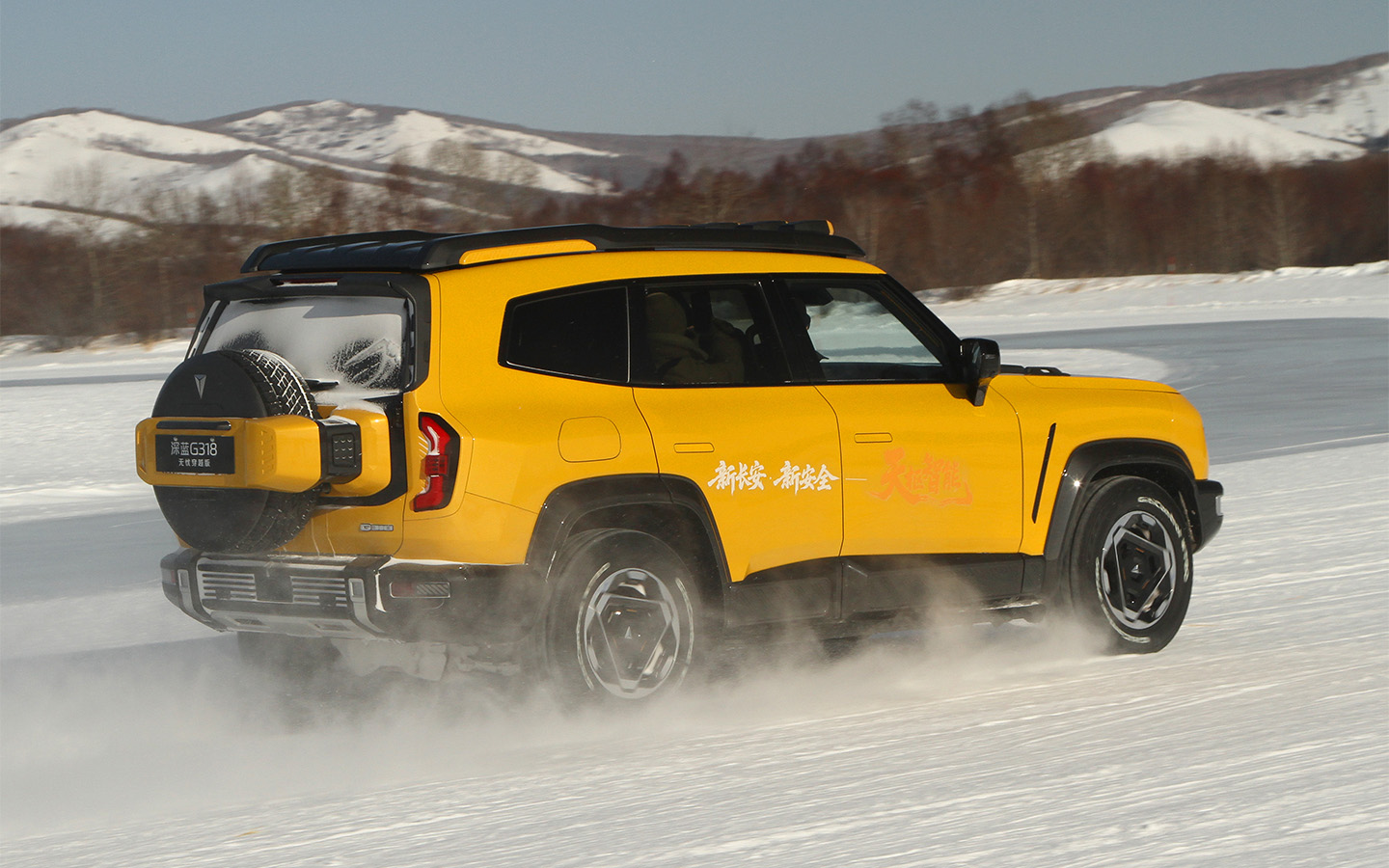 Система полного привода в обычном режиме способна порадовать активных водителей выраженной &laquo;заднеприводностью&raquo;. В спортивном, полагаю, тем более