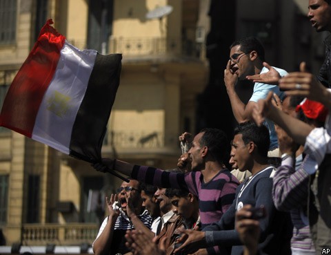 Армия жестко подавила демонстрацию в Египте: 70 раненых