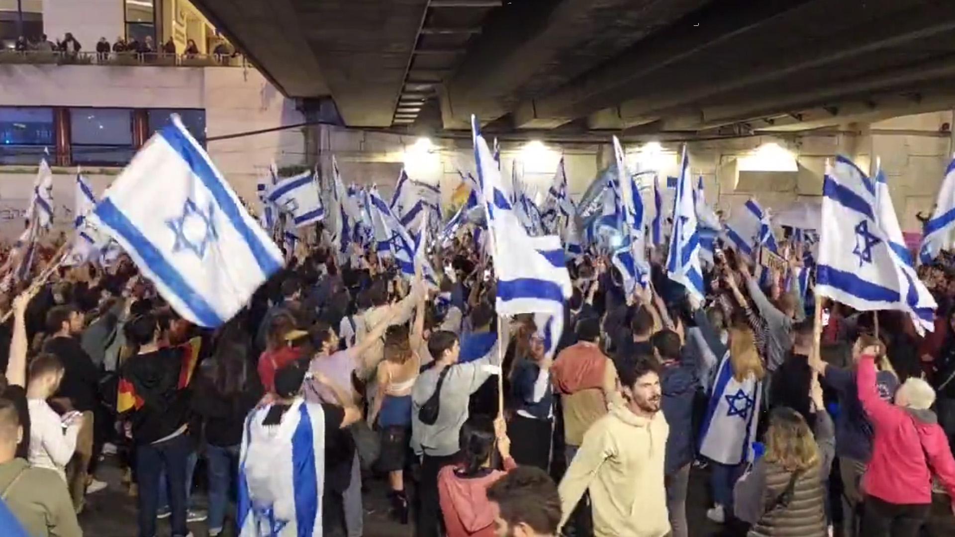 Протесты из-за реформы судебной системы в Израиле. Видео