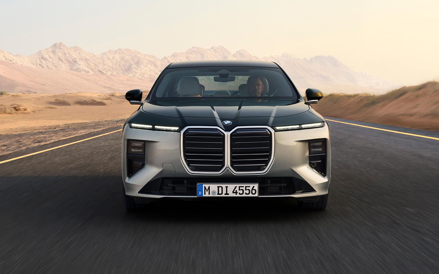 Представлен обновленный BMW 7 Series. Версии и оснащение