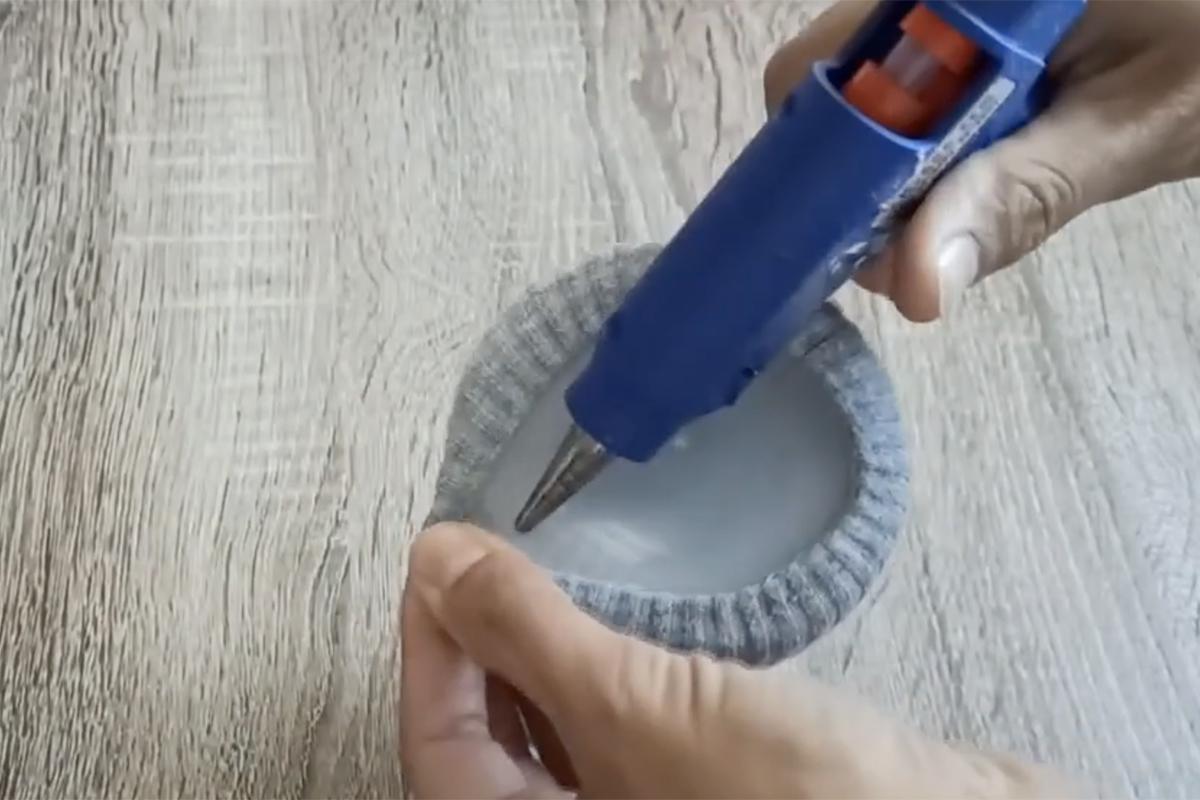 Как сделать новогоднего гнома из носков