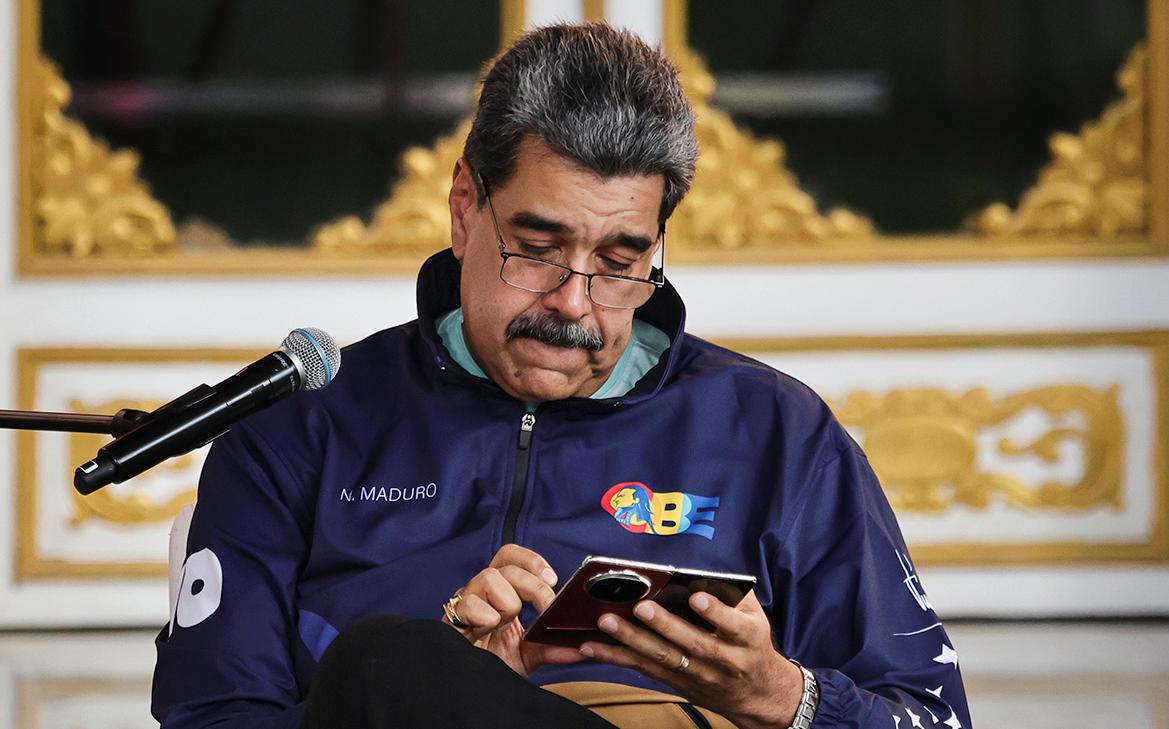 NYT узнала, в какую страну США предлагали Мадуро отправиться в изгнание