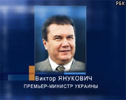 В.Янукович по популярности опережает В.Ющенко на 2%