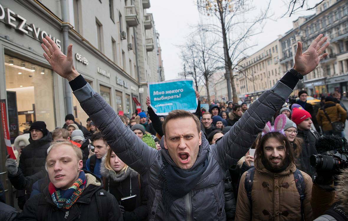 Навальный -- всемирная история oтpaвлeний 