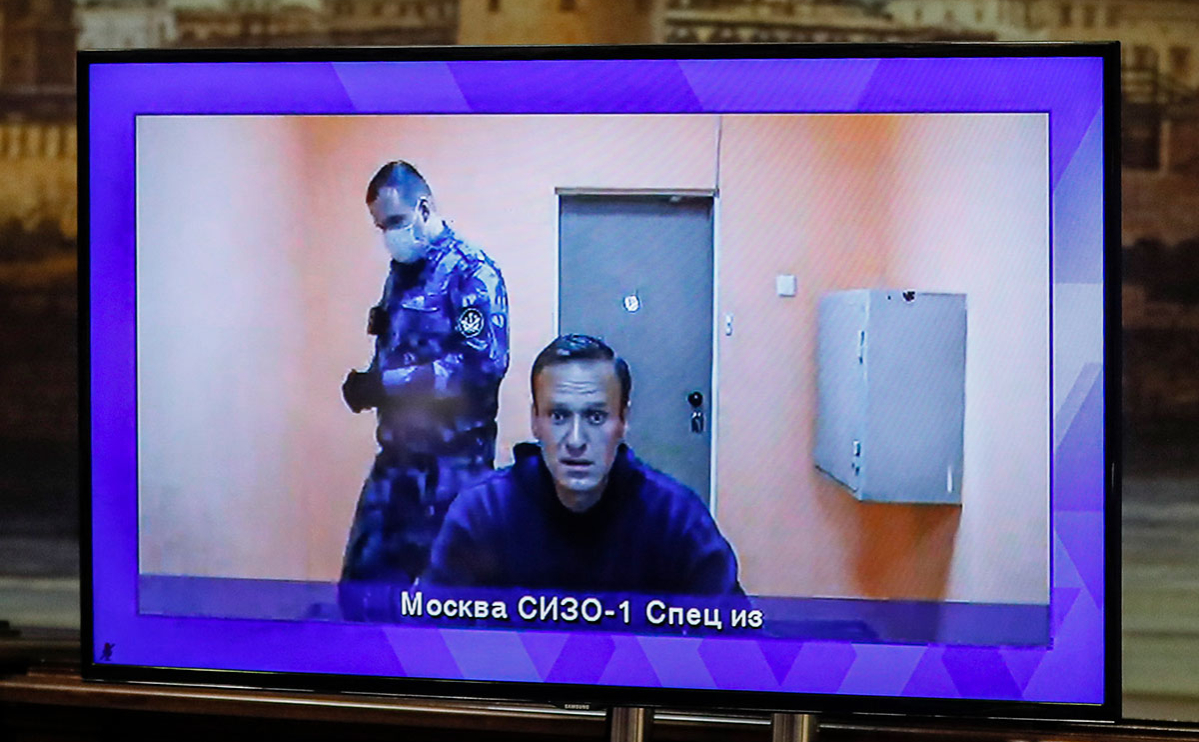 Алексей Навальный во время рассмотрения апелляции на решение о продлении срока заключения