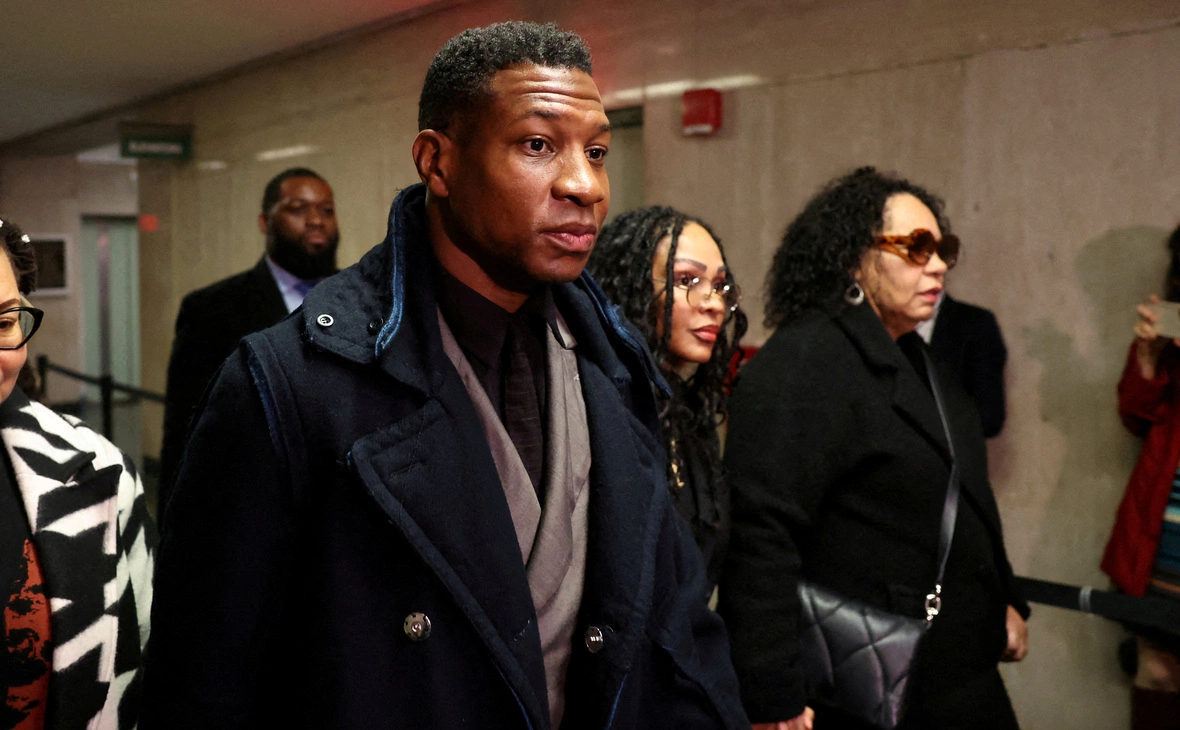 Shannon Stapleton / Reuters