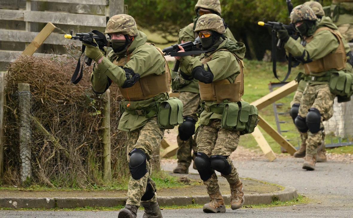 Leon Neal / Getty Images