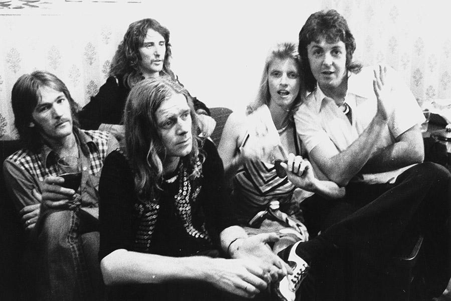 Группа Wings, 1973 год