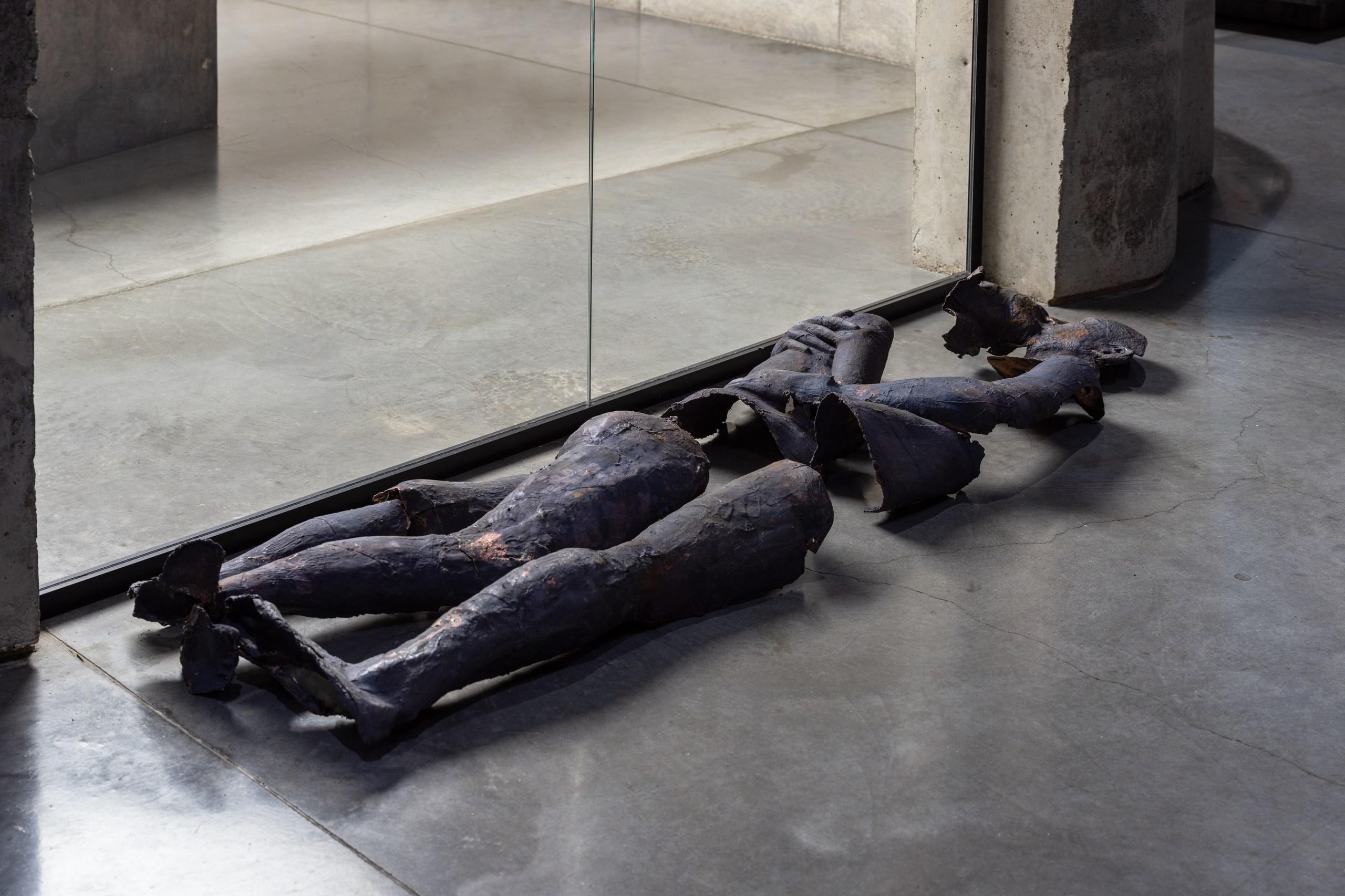 В «Суперметалле» открылась выставка «Эффект памяти формы»