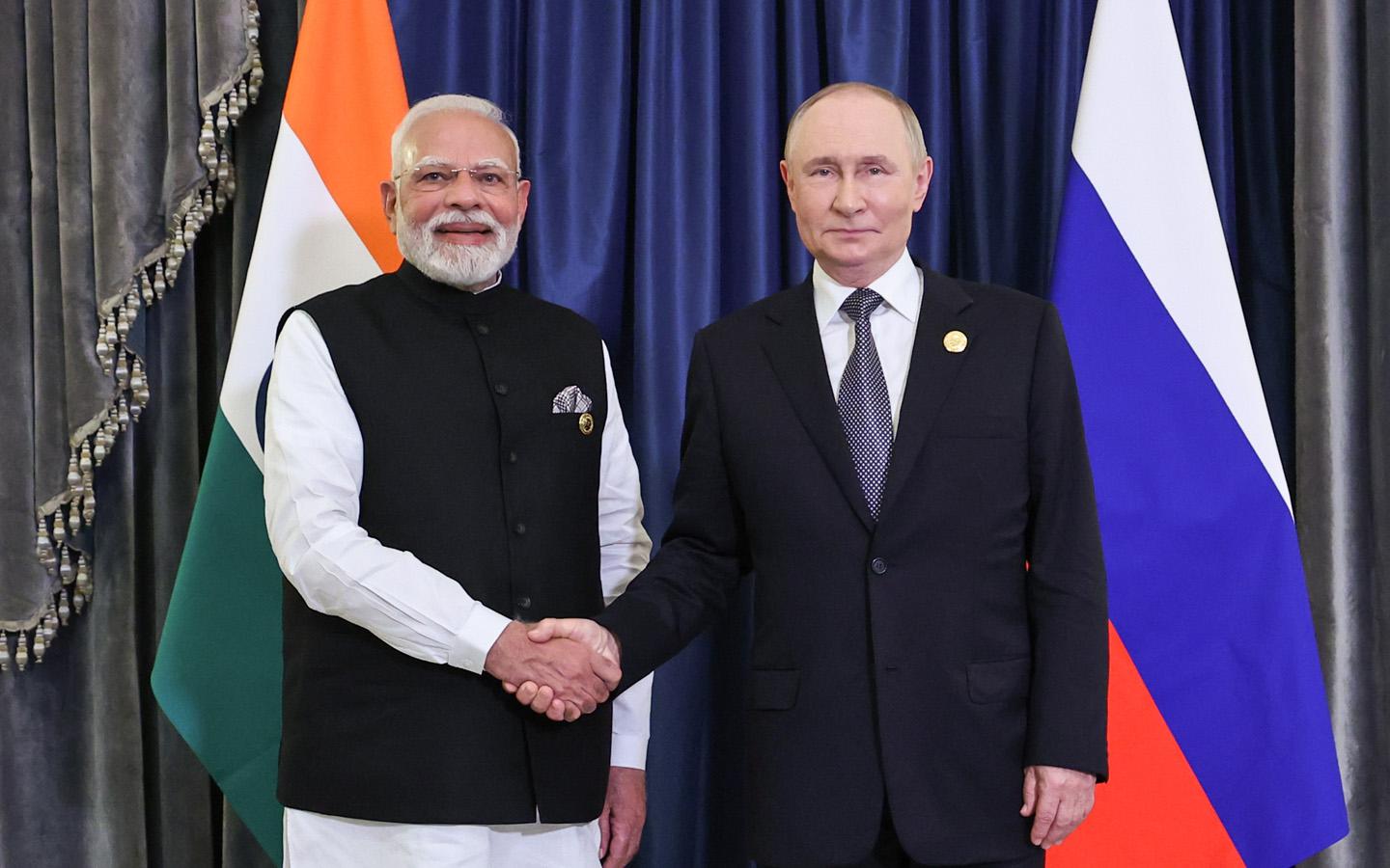 «Подошла моя машина». Путин — о совместной поездке с Моди на Aurus