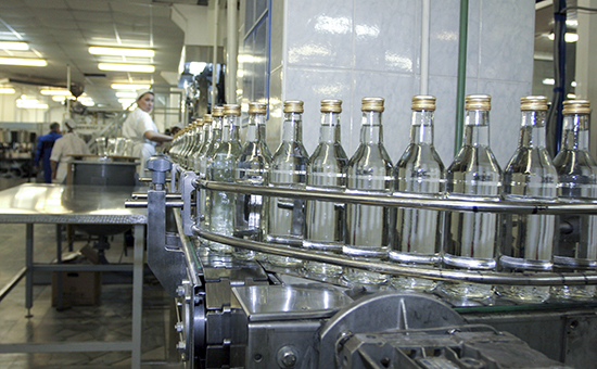 Производство российской водки в 2014 году показало рекордное падение — РБК
