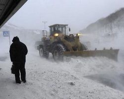 На Камчатке из-за снежного циклона приостановлено авиасообщение