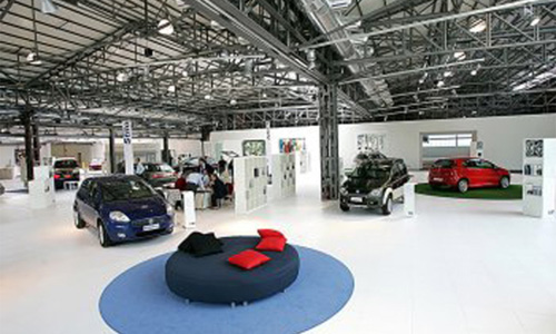 Во Франции открылся первый общий автосалон Fiat-Chrysler