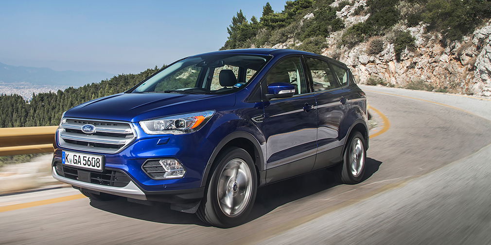 Ford Kuga

Новый Ford Kuga тоже&nbsp;попал в&nbsp;расширенный лимит. В рамках обозначенной &laquo;вилки&raquo; находится только&nbsp;одна комплектация кроссовера:&nbsp;2,5-литровый автомобиль мощностью 150&nbsp;л.с. с&nbsp;АКП. Стоит такой SUV минимум 1&nbsp;399&nbsp;000 рублей.
