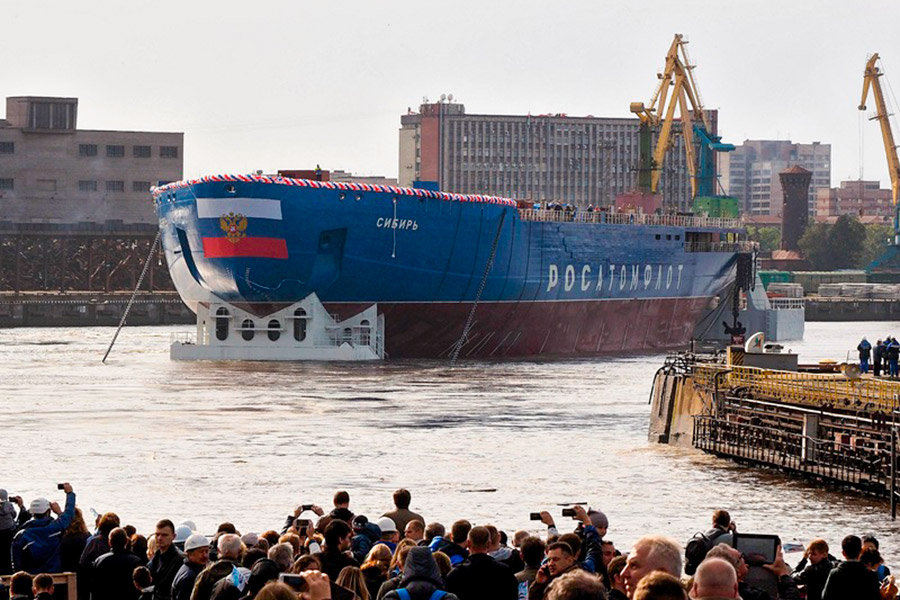 Ледокол &laquo;Сибирь&raquo; является серийным судном проекта ​22220. Он был заложен в мае 2015 года. После спуска на воду будет проводиться достройка, которая должна завершиться в 2020 году.